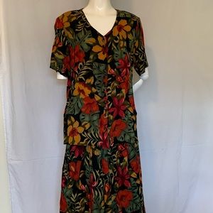 Vintage 90’s two piece short set floral